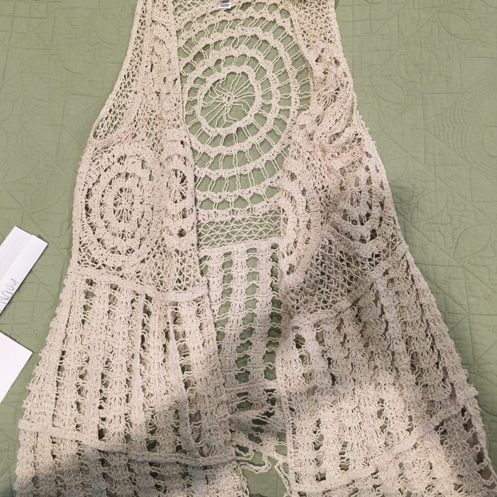 Woven coverup